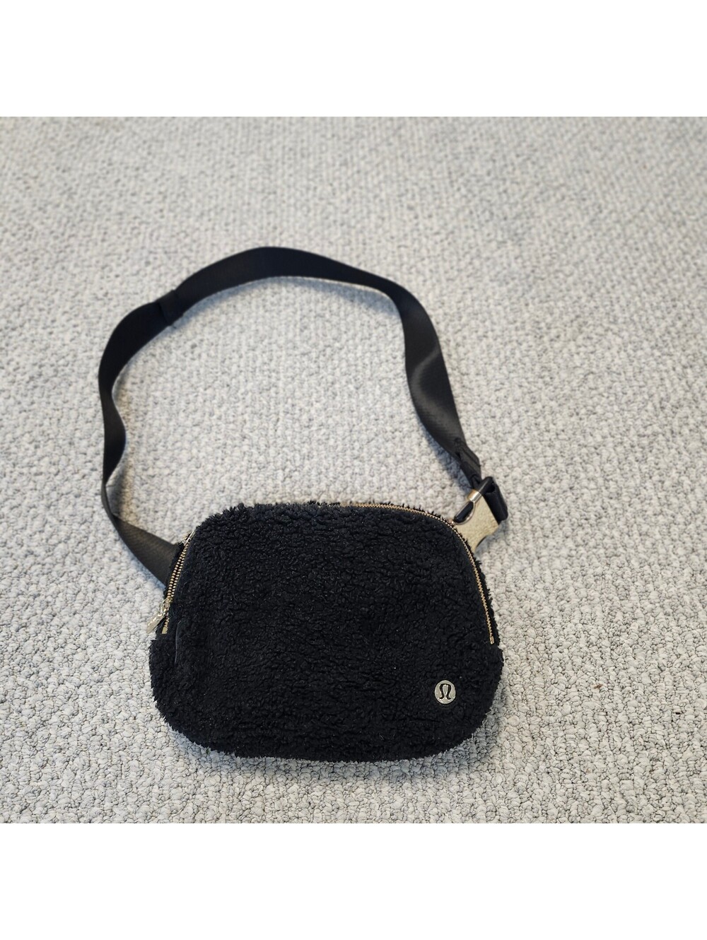 Lululemon Black Sherpa Fanny Pack Waist Bag